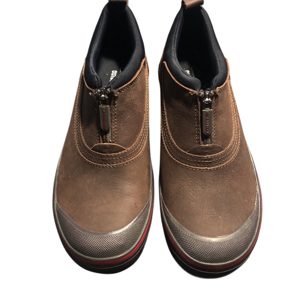 Clarks Waterproof Women’s Brown Leather Muckers Sz 9.5